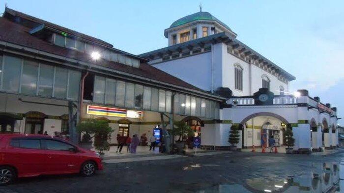 Stasiun tawang semarang kereta indonesia tertua 1868 mengenal