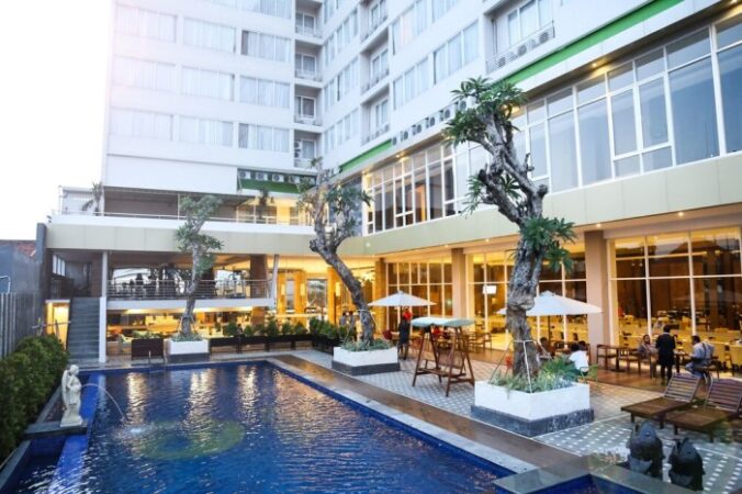 Hotel semarang gets hotels featured