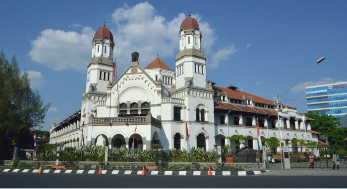 Belanda bangunan peninggalan semarang kolonial bildeco hindia dibangun pemerintah mengagumkan lawang sewu