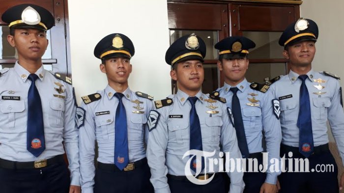 Beasiswa sekolah pramugari di Semarang untuk siswa berprestasi