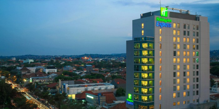 Holiday inn express semarang