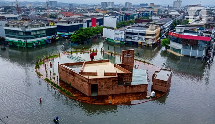 Semarang kaline banjir lagu