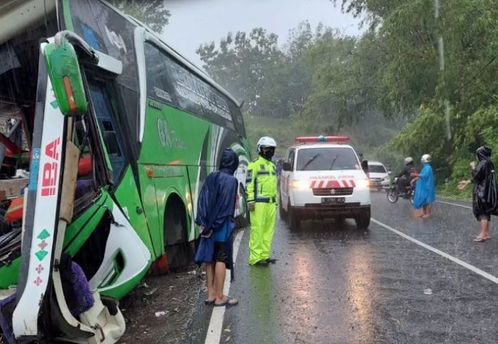 Kronologi kecelakaan bus pariwisata di Batu Malang dan daftar korban