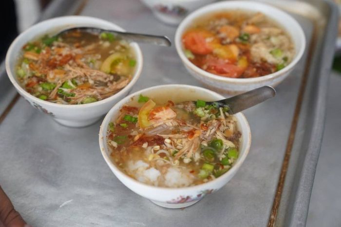 Soto ayam khas semarang pak man