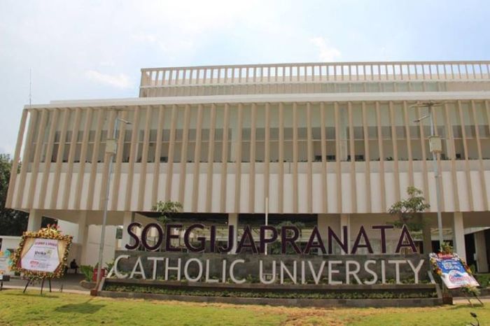 Universitas kesehatan di semarang