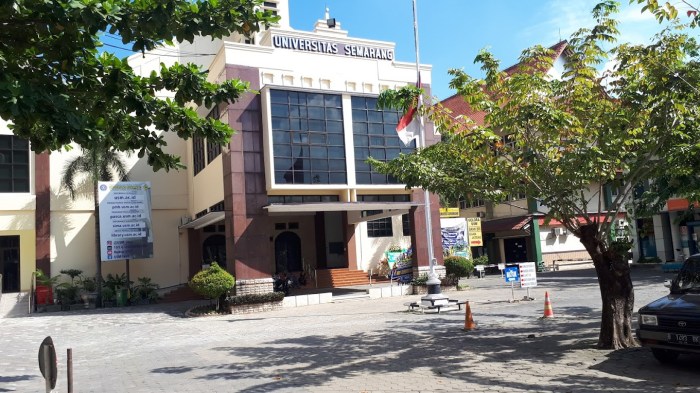 Bagaimana cara masuk universitas negeri di semarang