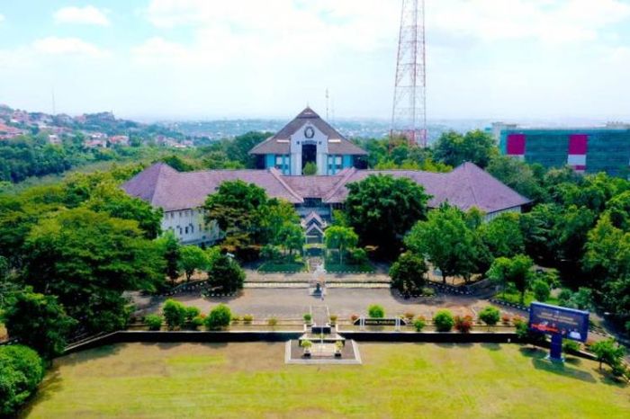 Bagaimana cara masuk universitas negeri di semarang