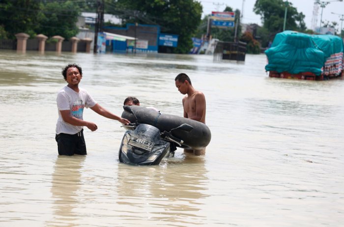 Banjir semarang demak