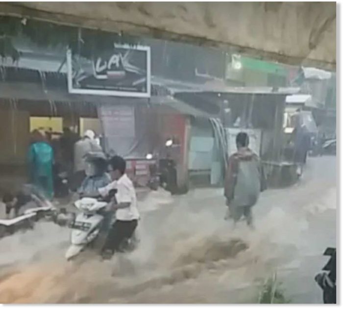 Banjir rob kota semarang