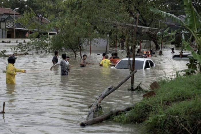 Banjir di dinar indah semarang