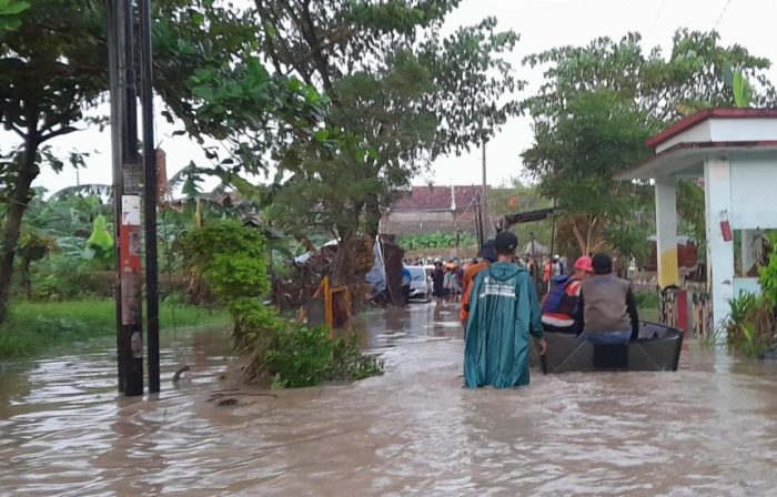 Perumahan dinar mas semarang banjir