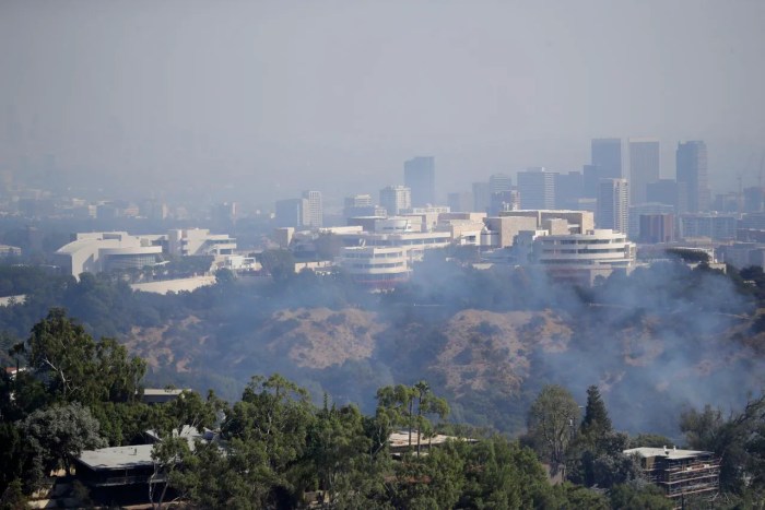 Burbank tuna wildfire smoke facility loom