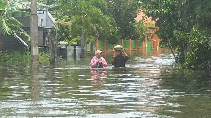 Artikel tentang banjir semarang