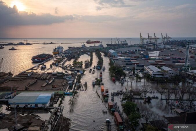 Gambar banjir dikelurahan tanjung mas semarang