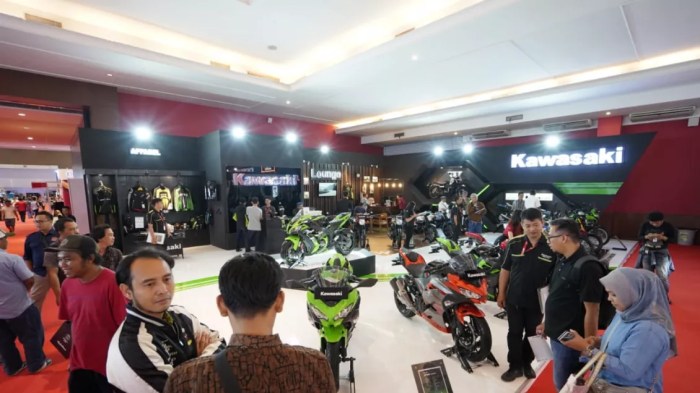 Kunjungan industri otomotif di semarang