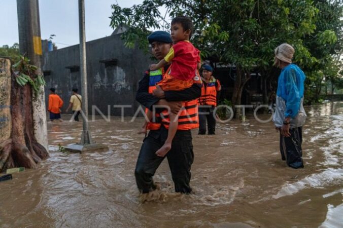 Banjir di dinar indah semarang