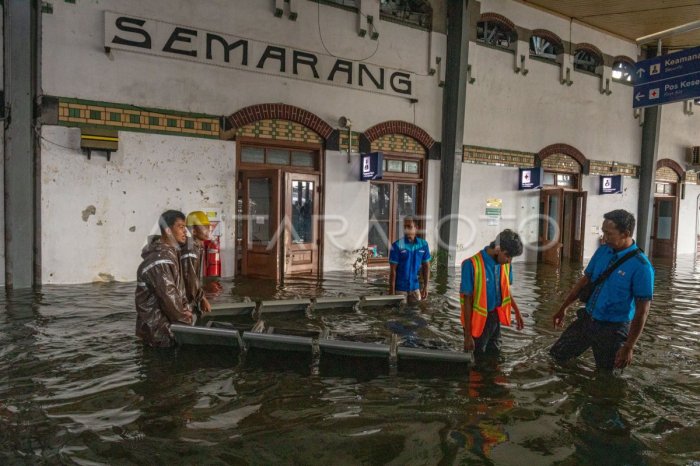 Banjir stasiun tawang semarang