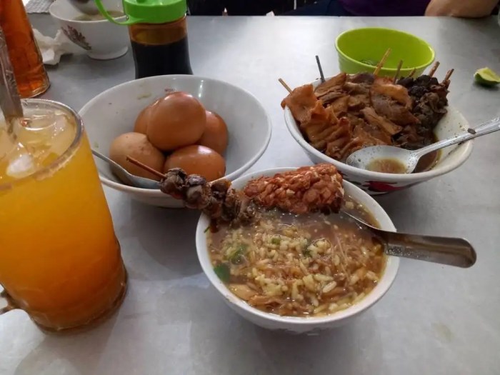 Soto ayam khas semarang pak man