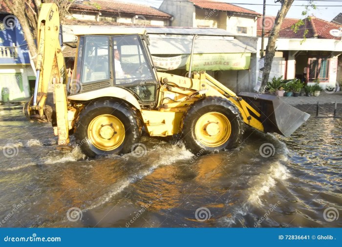 Banjir kaligawe semarang hari