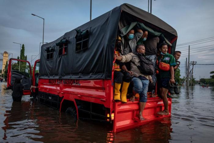 Banjir di barito tegalrejo hingga cilosari semarang timur